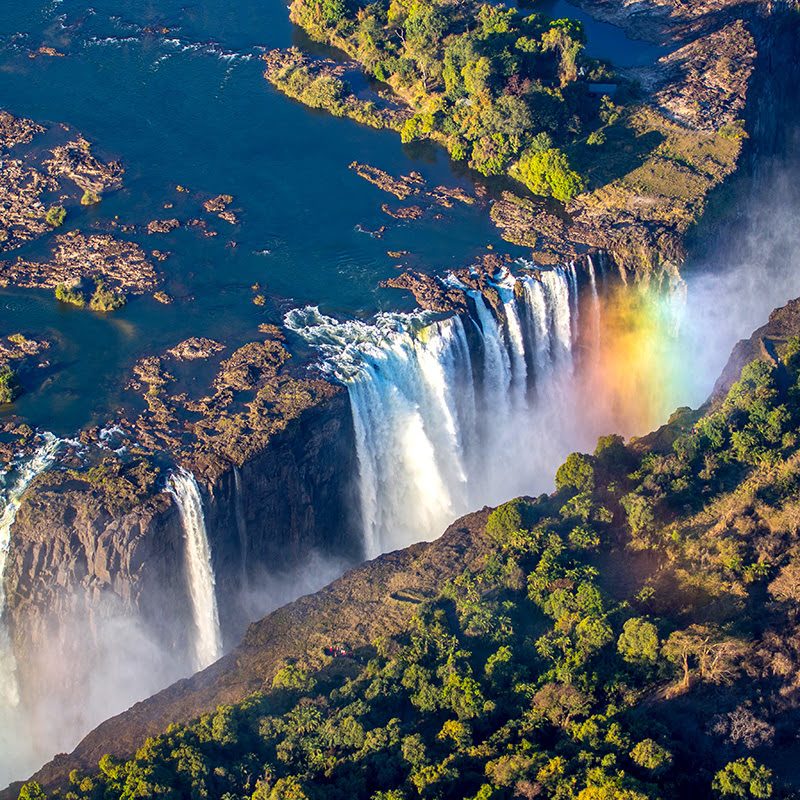 Victoria-Falls-places-to-visit-in-Zambia-Africa